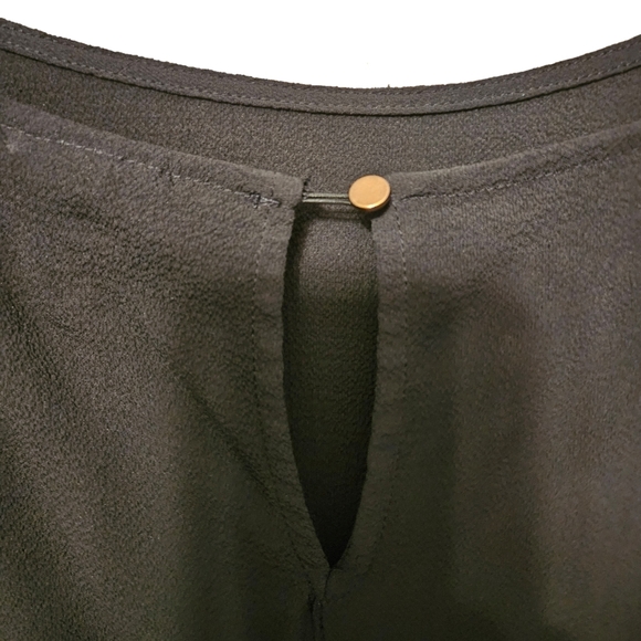 Ava &Viv Black Layered Bell Sleeve Blouse size 1X - Picture 5 of 8